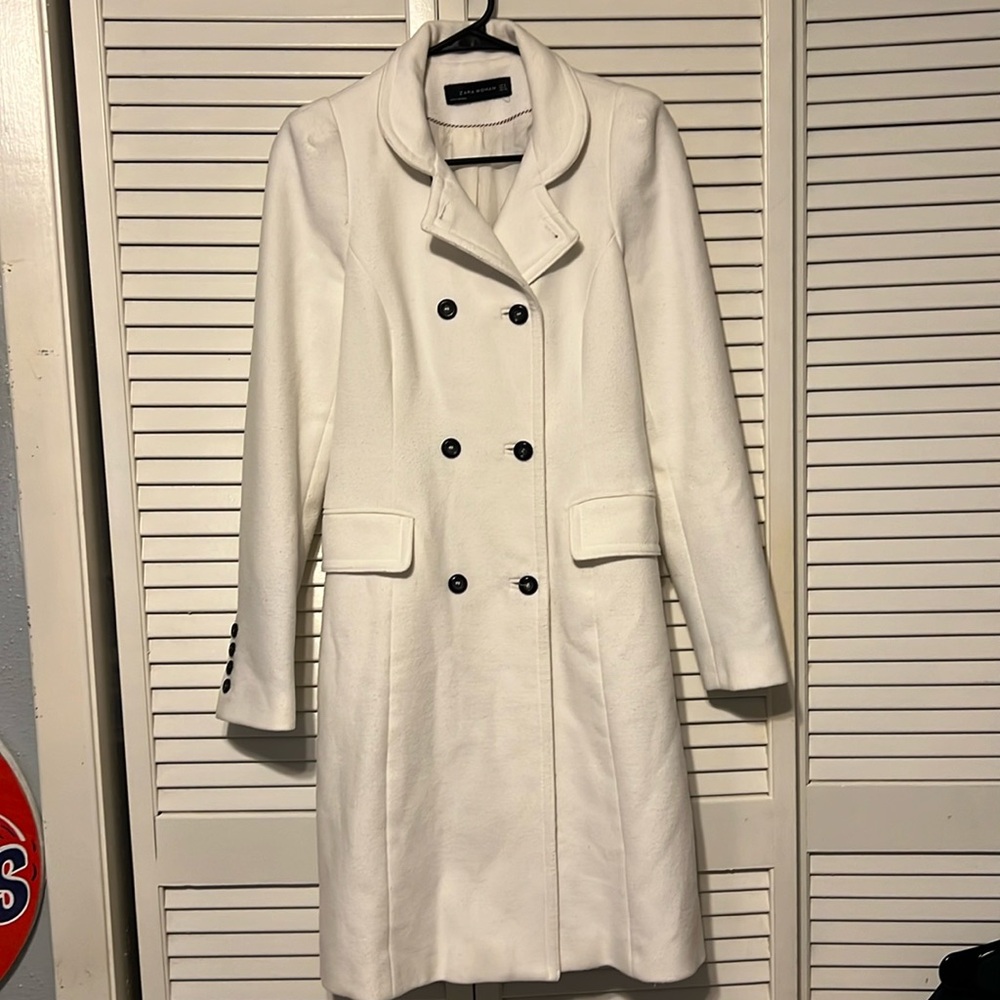 Zara Woman long White Jacket Size Small 41” Inches long